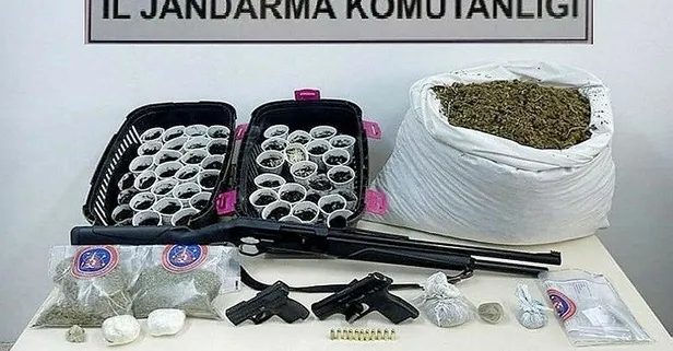 Bingöl merkezli 2 ilde zehir tacirlerine operasyon: 15 şüpheli yakalandı
