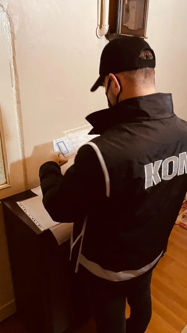 emniyet-tefecilere-karsi-kene-operasyonu-28-ilde-gerceklestirdi-1642055374613.jpg Emniyet Genel Müdürlüğünden tefecilere karşı 28 ilde "Kene Operasyonu"-5