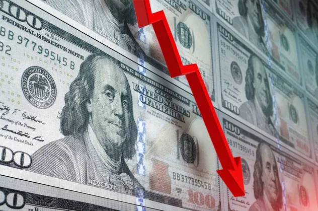 Dolar düşmeye devam ediyor
