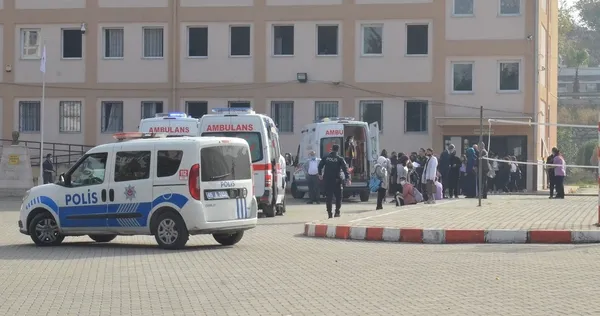 okul-kantininde-sok-60-ogrenci-cig-kofteden-zehirlendi-1636379614083.jpg Okul kantininde şok! 60 öğrenci çiğ köfteden zehirlendi-4