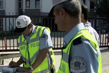 Karayollarında denetimler aralıksız sürüyor! 2 milyon 365 bin araç denetlendi