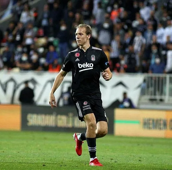 serdar-saatci-surprizi-stopere-yerli-bir-ismi-takviye-etmek-isteyen-fenerbahce-eski-besiktasli-yildizin-pesind-1668645916992.jpeg Serdar Saatçı sürprizi! Stopere yerli bir ismi takviye etmek isteyen Fenerbahçe, eski Beşiktaşlı yıldızın peşinde-2