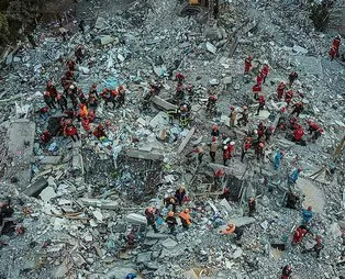 Sağlık Bakanı Fahrettin Koca İzmir depremindeki son durumu açıkladı!