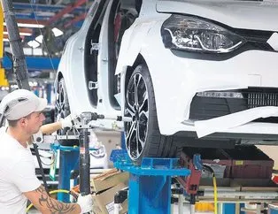 Yılın ilk lideri Renault