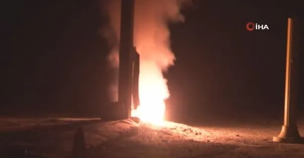 Kağıthane’de sokak üzerinde bulunan bir elektrik direğinde çıkan yangın paniğe neden oldu