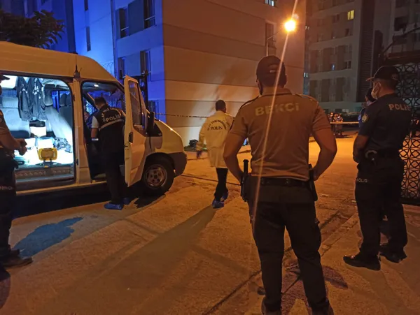 ankara-mamakta-eski-es-dehseti-karisini-oldurdu-sevgilisi-ve-kizini-yaralayip-intihara-kalkisti-1630380119626.jpg Ankara Mamak'ta eski eş dehşeti! Karısını öldürdü sevgilisi ve kızını yaralayıp intihara kalkıştı-8