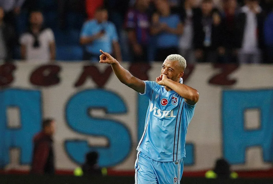 Trabzonspor ayrılığı KAP’a bildirdi!