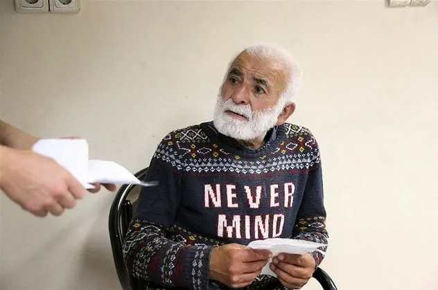 Sivas'ta dilencinin üzerinden çıkan para dudak uçuklattı