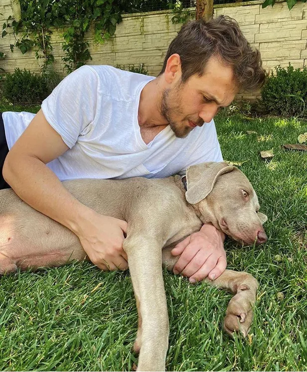 cukurun-en-efsane-isminden-yeni-proje-aciklamasi-ters-kosenin-alasi-budur-dedirtecek-karar-1625232681356.jpg Çukur'un en efsane isminden yeni proje açıklaması! Ters köşenin alası budur dedirtecek karar-8