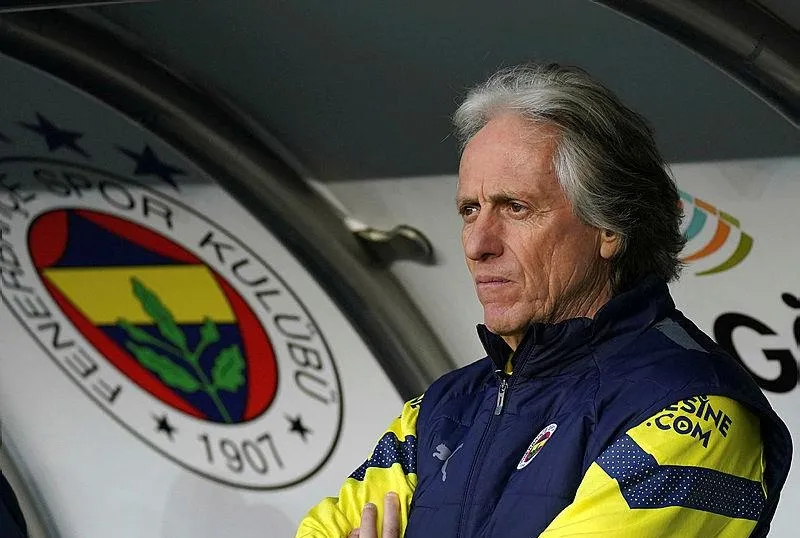 Soyunma odasında ipler koptu!