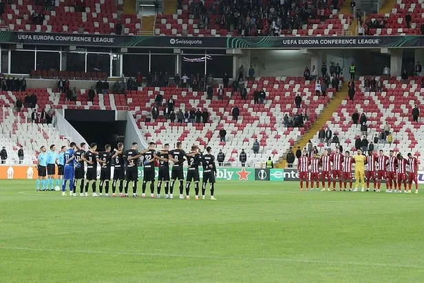 yigidoya-904-soku-sivas-konferans-liginde-ilk-kez-kaybetti-1665098427782.jpeg Yiğido’ya 90+4 şoku! Sivas Konferans Ligi'nde ilk kez kaybetti-5