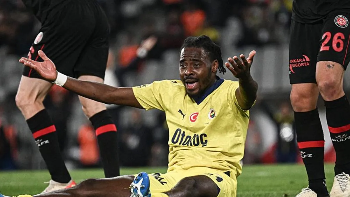Osayi Samuel'e 12 milyon Euro: Premier Lig ekibi Wolverhampton, Nijeryalı yıldız için Fener'in kapısını çaldı