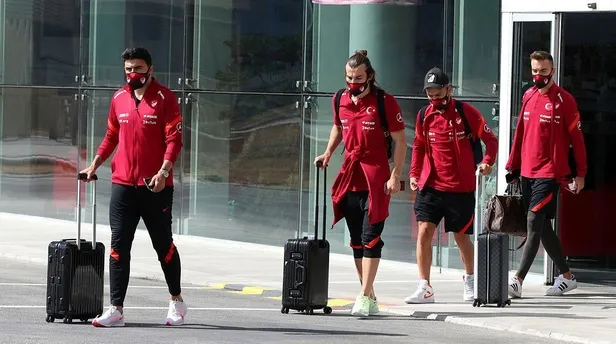 Son dakika: A Milli Futbol Takımı, Sırbistan maçı için Belgrad'da-2