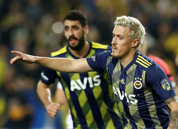 1609401822115.jpg Fenerbahçe'de transfer yasağı korkusu! Max Kruse'ye tazminat...-4