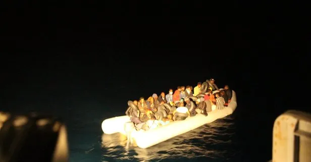 MSB duyurdu! Midilli Adası yakınında 26 düzensiz göçmen kurtarıldı