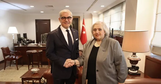 Son dakika: Ankara - Atina hattında kritik temas! İkili ilişkiler ve bölgesel meseleler masada