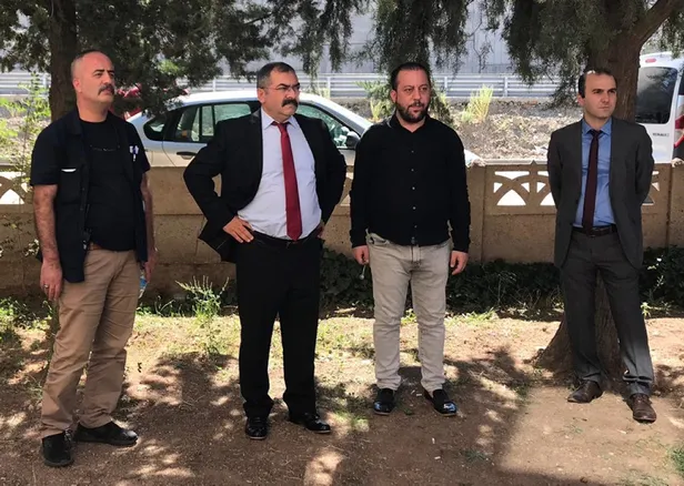 Hırsızlık için girdiği evdeki kadını rehin aldı!-8