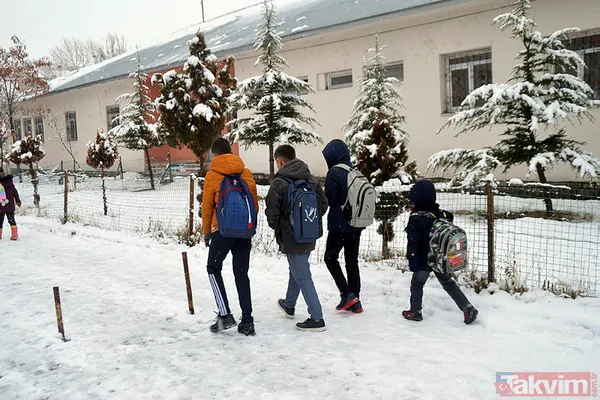 ⛄BUGÜN OKULLAR TATİL Mİ?❄ 24 Mart KAR TATİLİ olan iller ve ilçeler TAM LİSTE: Van, Erzurum, Kars, Iğdır, Muş, Sinop, Eskişehir, Bitlis, Ardahan... - 19