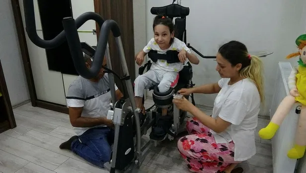 serebral-palsi-hastasi-yaren-hayaline-baskan-erdogan-sayesinde-kavustu-1628359469413.jpeg Serebral palsi hastası Yaren hayaline Başkan Erdoğan sayesinde kavuştu-1