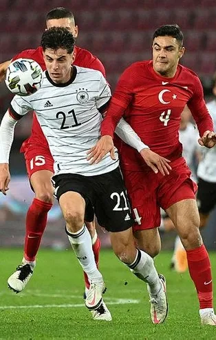 Van Dijk’ın yerine Ozan Kabak iddiası!