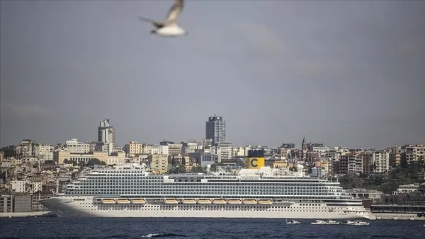 kultur-ve-turizm-bakani-mehmet-nuri-ersoy-duyurdu-yenikapida-yeni-bir-port-icin-calismalar-basladi-1652691545534.jpg Kültür ve Turizm Bakanı Mehmet Nuri Ersoy duyurdu! Yenikapı'da yeni bir port için çalışmalar başladı-4