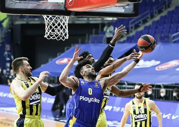 fenerbahce-bekodan-ust-uste-7-galibiyet-fenerbahce-beko-maccabi-playtika-tel-aviv-82-75-mac-sonucu-ozet-izle-1611696170032.jpeg
