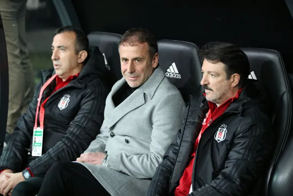 son-dakika-yargitay-onadi-besiktas-abdullah-avciya-17-milyon-130-bin-lira-tazminat-odeyecek-1652172137322.jpg