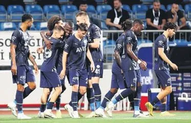 besiktastan-sol-kanada-takviye-kartalin-hedefinde-sisto-var-1660781698276.jpeg Beşiktaş'tan sol kanada takviye! Kartal’ın hedefinde Sisto var-11