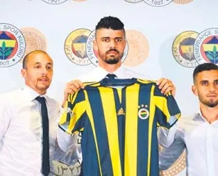 Kanarya’dan 3’lü şov