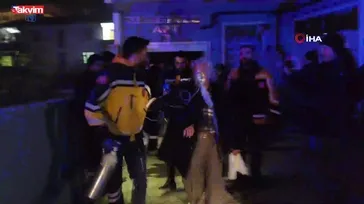 Van Erciş’te korkutan apartman yangını!