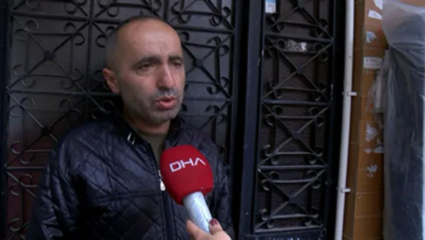 kadikoy-tavsantepe-metrosunda-elindeki-bicakla-teror-estiren-emrah-yilmazin-babasi-ziya-yilmaz-vicdan-azabindan-ben-de-gidecektim-1638107300061.jpg Kadıköy-Tavşantepe metrosunda elindeki bıçakla terör estiren Emrah Yılmaz'ın babası Ziya Yılmaz: Vicdan azabından ben de gidecektim-4