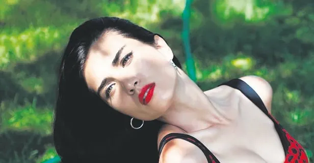 Ünlü oyuncu Tuba Büyüküstün Paris’ten ev aldı