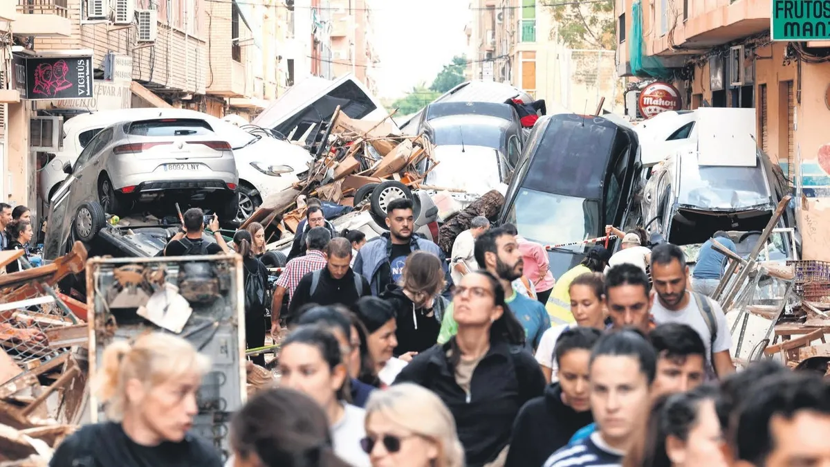 İspanya'daki ölümcül sel felaketi! 2500 kişi kayıp