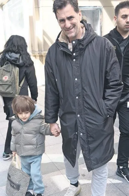 meryem-uzerli-kasildi-son-paylasimi-sosyal-medyayi-salladi-1680558684768.jpeg Meryem Uzerli 'kas'ıldı! Son paylaşımı sosyal medyayı salladı-13