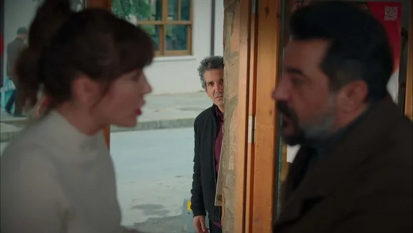 leyla-oldu-mu-kardeslerim-74-bolum-fragmani-yayinlandi-yardim-cagirin-cabuk-1672678105448.jpg Leyla öldü mü? Kardeşlerim 74. bölüm fragmanı yayınlandı: “Yardım çağırın çabuk!”-3