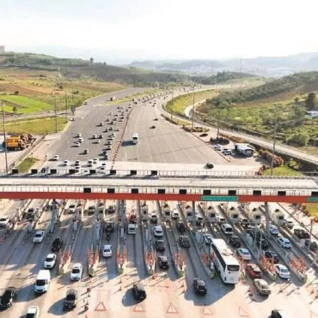 Otoyollardan 21 milyon araç geçti