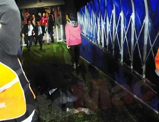 Şenol Güneş koridorda yerde kaldı! İşte o an