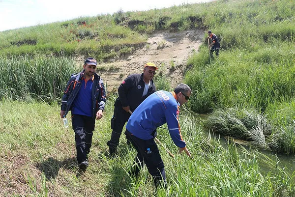 4-yasindaki-leyla-aydemirin-olumuyle-ilgili-davada-gerekceli-karar-aciklandi-kan-dondurucu-detaylar-var-1603872173131.jpg 4 yaşındaki Leyla Aydemir'in ölümüyle ilgili davada gerekçeli karar açıklandı: Kan dondurucu detaylar var-7