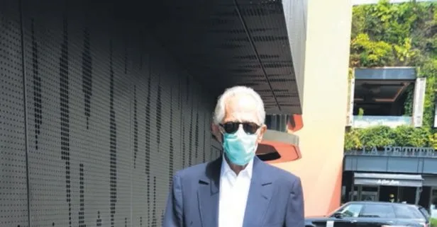 Galatasaray’ın eski başkanı Faruk Süren maskeyle görüntülendi