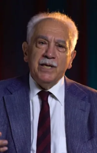 Eski Aydınlık yazarının imzası da bulunan bildiri hakkında Vatan Partisi lideri Doğu Perinçek'ten flaş yorum: İhanet bildirisi