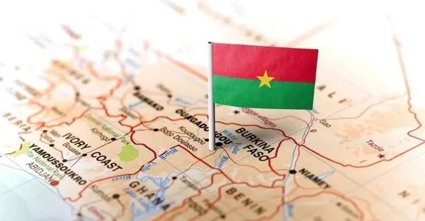 Burkina Faso’da hükümet istifa etti