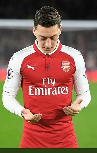 Almanya'dan Mesut Özil'e geri dön çağrısı