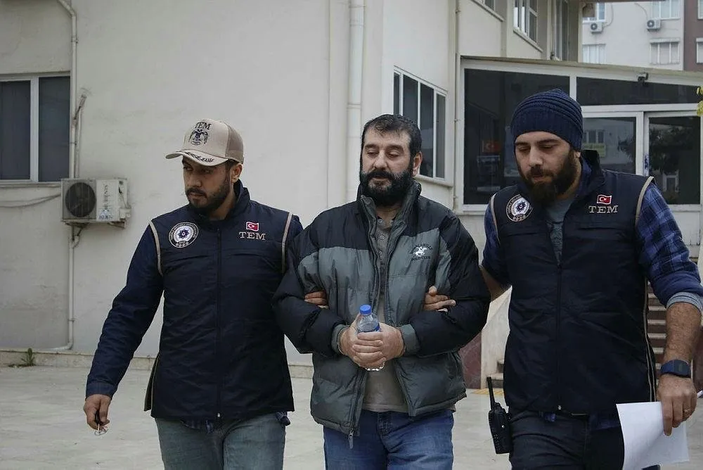 FETÖ'cü kaymakam Erhan Özdemir tutuklandı