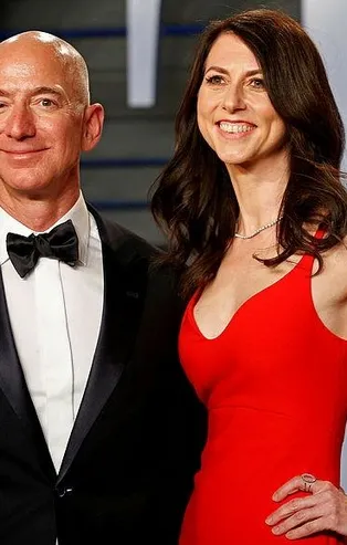 Dünyanın en lüks yatı Türkiye'de! Jeff Bezos, kafa dinlemek için ultra lüks yatıyla Datça'ya demirledi