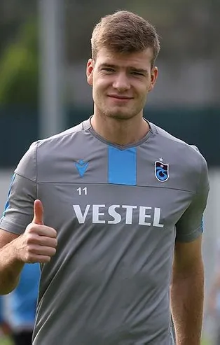 Trabzonspor'un Norveçli oyuncusu Alexandar Sörloth, Şota’yı yakaladı!