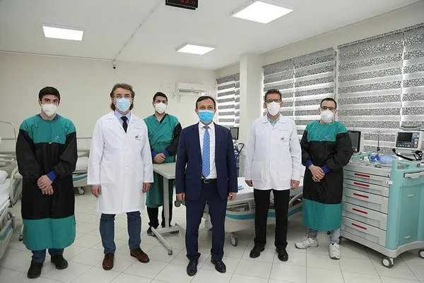 son-dakika-erciyes-universitesinde-gelistirilen-yerli-kovid-19-asisinda-flas-gelisme-faz-3-icin-tarih-verdi-1617958078192.jpeg SON DAKİKA: Erciyes Üniversitesi'nde geliştirilen yerli Kovid-19 aşısında flaş gelişme: Faz-3 için tarih verdi-3