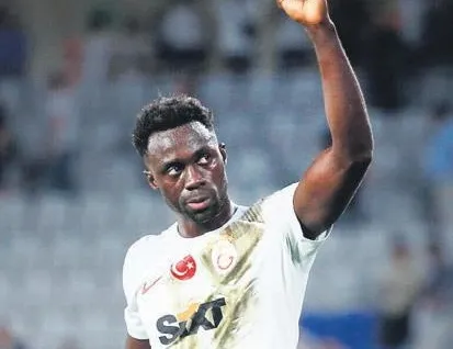 Davinson Sanchez kalpleri ısıttı