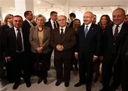 Ahmet Necdet Sezer ortaya çıktı