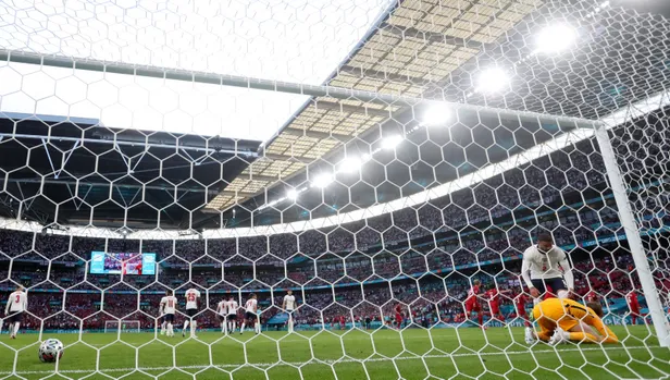 euro-2020-finali-ne-zaman-hangi-tarihte-nerede-oynanacak-geri-sayim-euro-2020-finalistleri-kimler-oldu-1625687466970.jpg EURO 2020 finali ne zaman, hangi tarihte, nerede oynanacak? Geri sayım: EURO 2020 finalistleri kimler oldu?-3