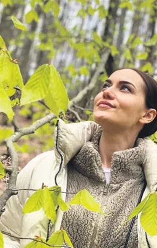 Fahriye Evcen, dün kendisini doğaya attı